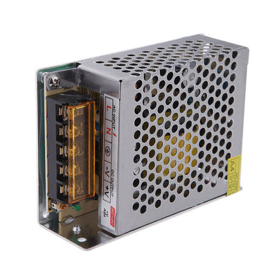 C.A. 100V 240V à l'adaptateur de changement de transformateur de puissance de régulateur d'alimentation d'énergie de C.C 5V 10A 50W pour la bande de lumière de LED