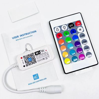 Rf 24 clé Wifi 3 canaux RGB contrôleur LED 16 millions de couleurs Buletooth pour la lumière de bande