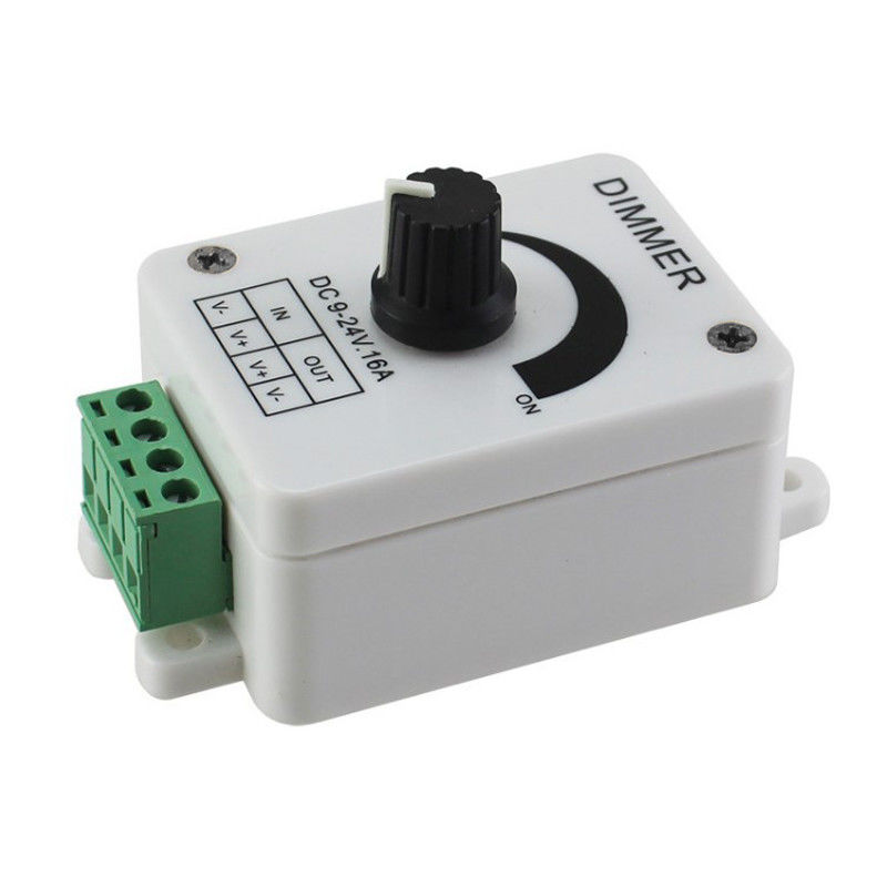 C.C réglable de Dimmer Switch de contrôleur de l'éclat LED 12V 16A pour la lumière simple de la couleur 5050